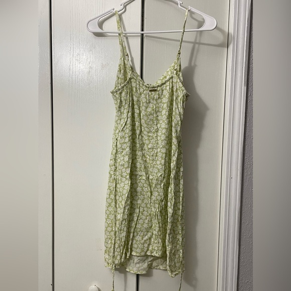 Short billabong green floral dress size xs - Picture 2 of 3